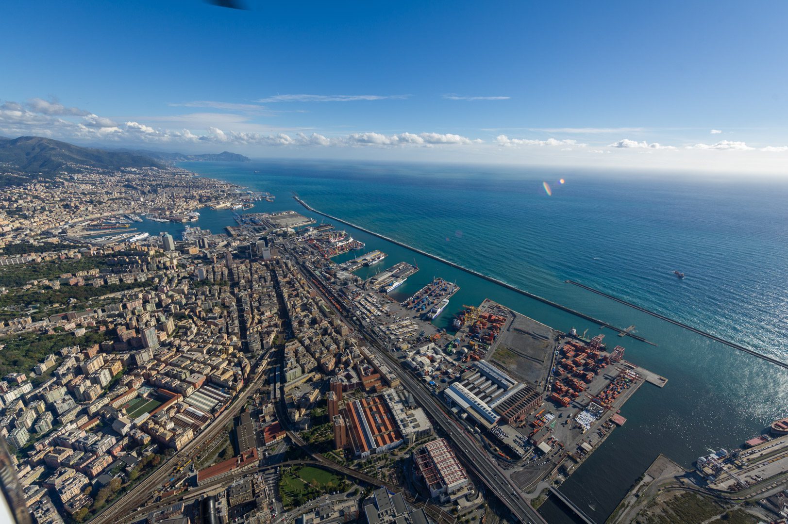 Порт Genoa Италия