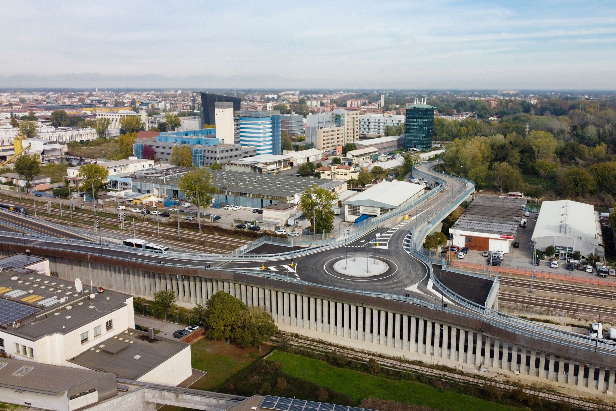 Access road to the 1st Industrial Zone