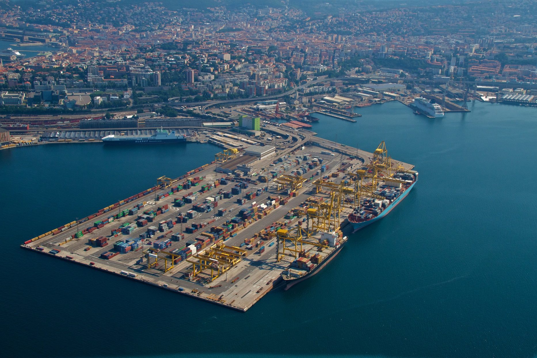 Estensione del Terminal Container di Molo VII